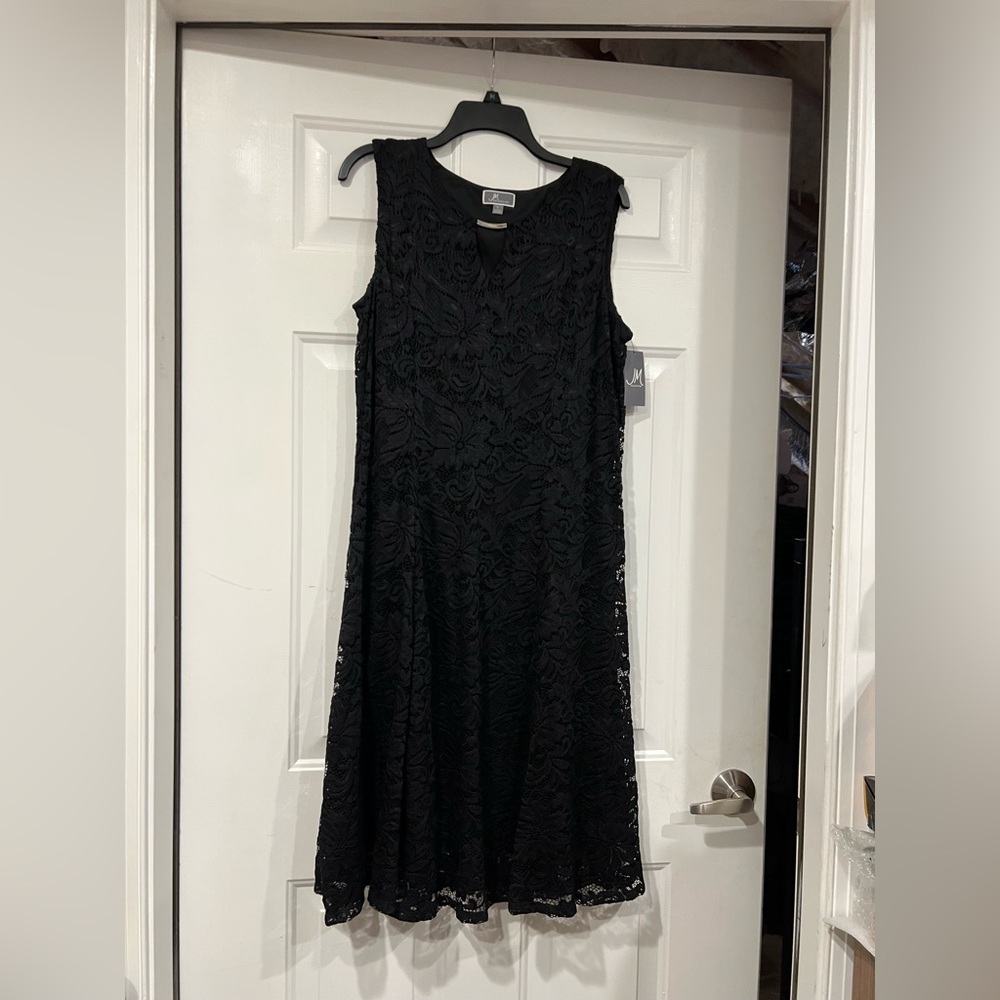 Elegant Black Lace Dress